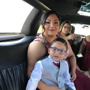 Meet your Posher, Cristina